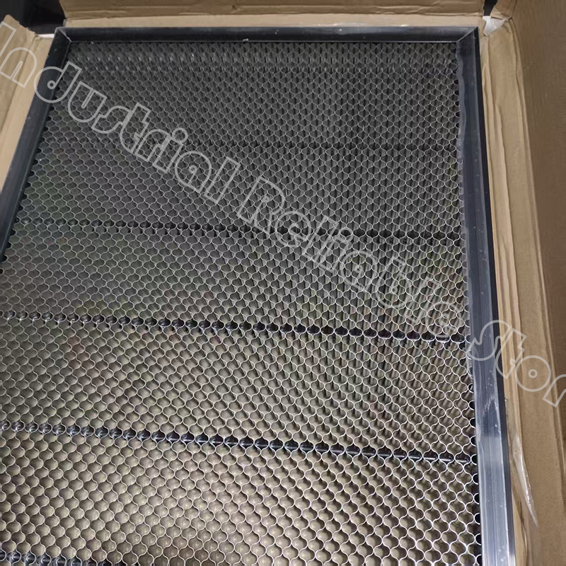 Tavolo da lavoro a nido d'ape  - Honeycomb Laser Bed recensione e prezzo
