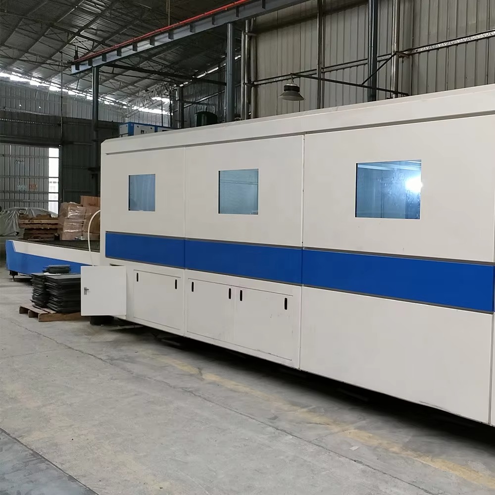 Macchina Industriale per Tagli - Industrial Laser Metal Cutter recensione e prezzo