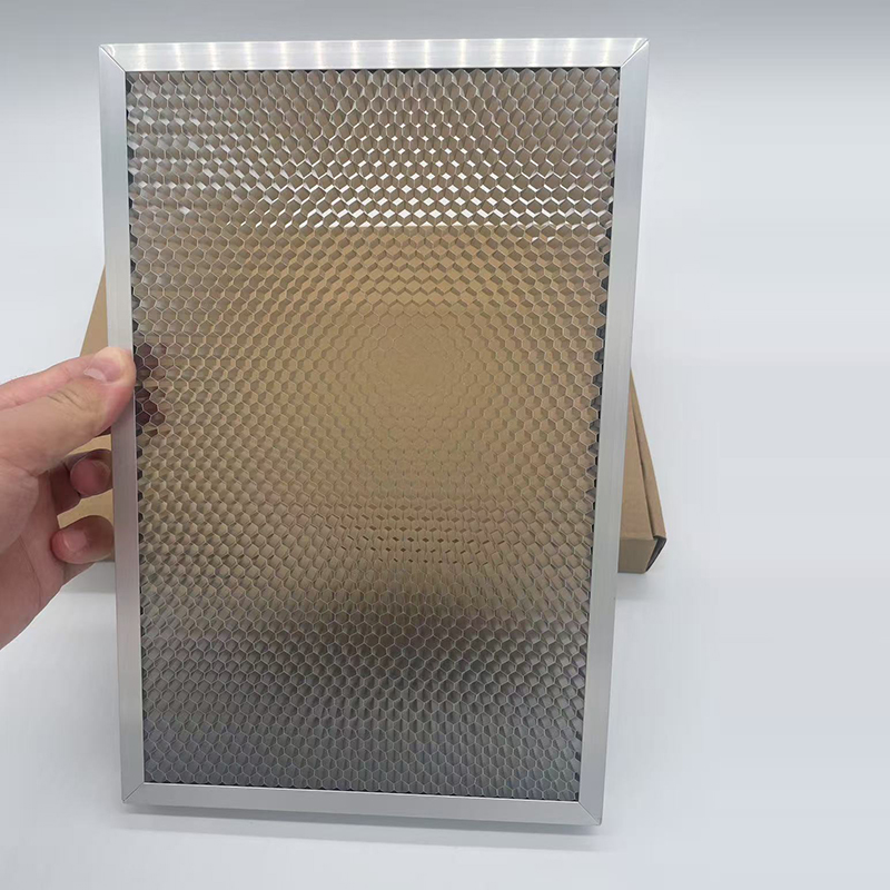 Tavolo di Lavoro Universale a  - Honeycomb Laser Bed recensione e prezzo